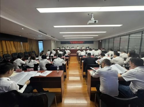 勘察設(shè)計(jì)集團(tuán)召開(kāi)第一屆五次職工(會(huì)員)代表大會(huì) 勘察設(shè)計(jì)集團(tuán)召開(kāi)第一屆五次職工(會(huì)員)代表大會(huì)