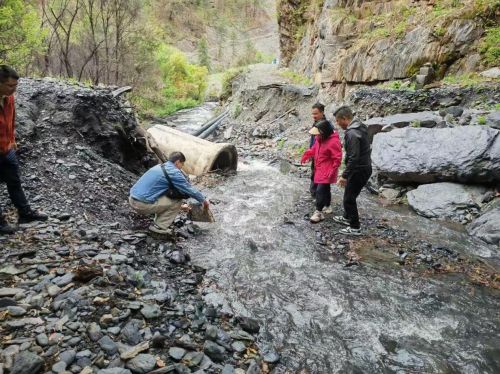 扛責(zé)在肩 科技護(hù)航——勘察設(shè)計(jì)集團(tuán)中標(biāo)雅江縣重點(diǎn)縣城地質(zhì)安全評估項(xiàng)目