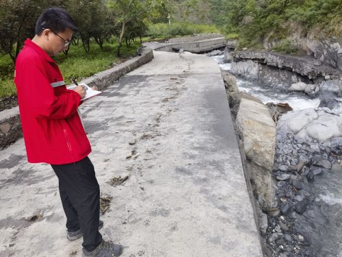 汛期堅守一線 筑牢地災防治安全屏障 汛期堅守一線 筑牢地災防治安全屏障