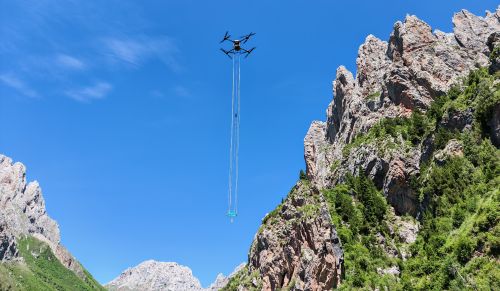 飛躍險峰 洞察地下 航空智能探測首戰水利工程告捷